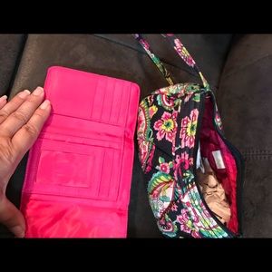 Vera Bradley cross body with Billfold